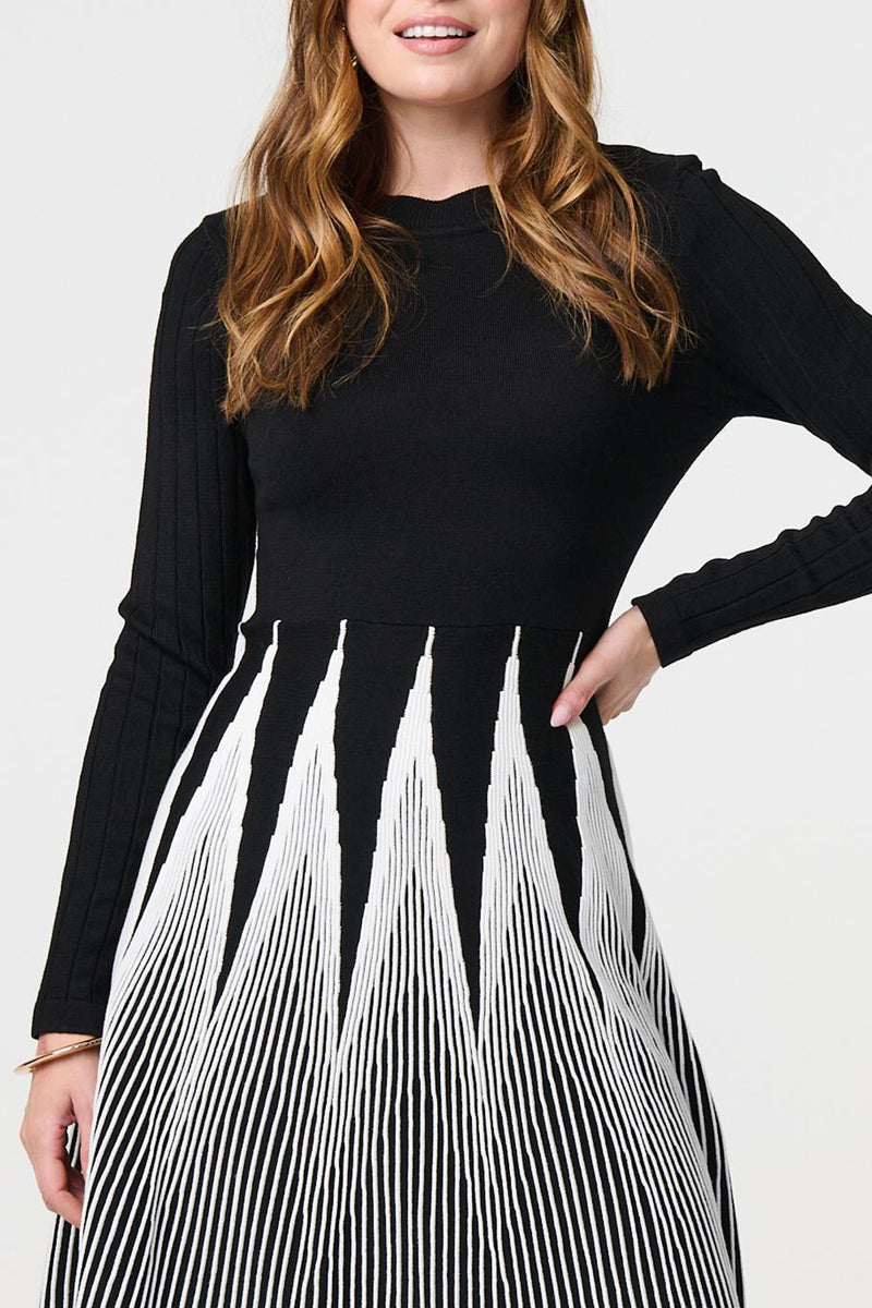 BLACK | Chevron Print Knee Length Knit Skater Dress