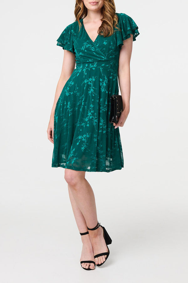 GREEN | Floral Lace Angel Sleeve Short Wrap Dress