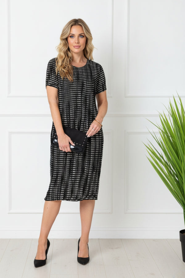 Polka Dot Pleat Short Sleeve Midi Dress| BLACK
