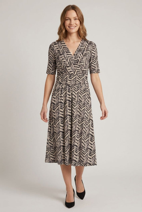 Chevron Print Ruched Wrap Midi Dress| MULTI GREY