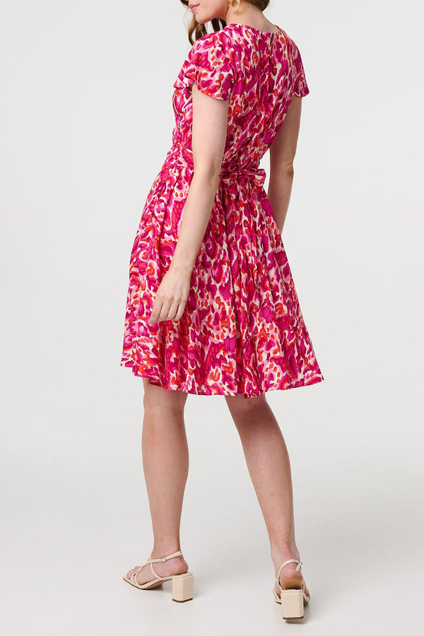 PINK | Abstract Cap Sleeve Knee Length Dress