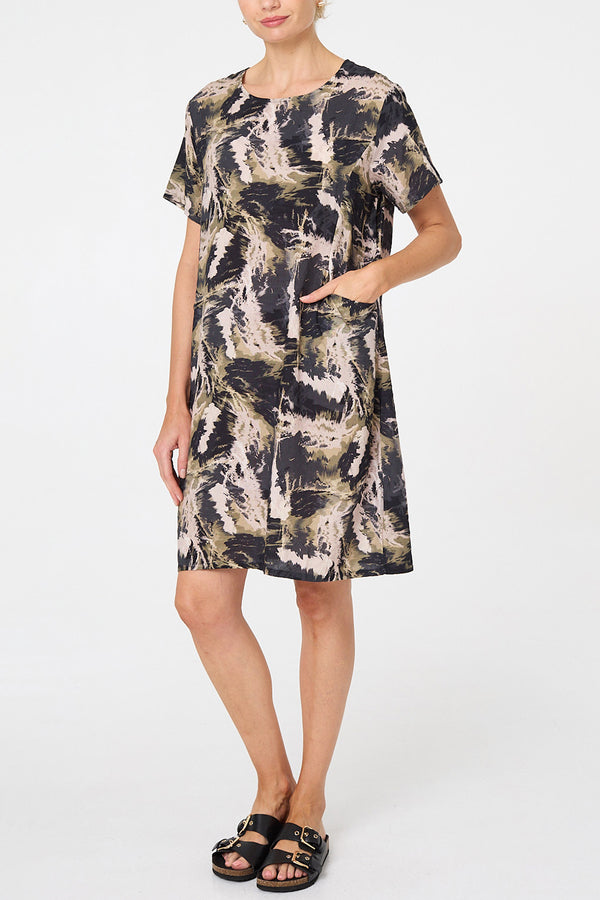 Abstract Knee Length Shift Dress| MULTI BLACK