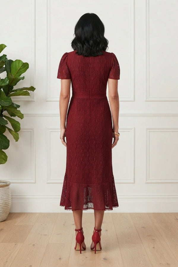 Lace Layer Short Sleeve Midi Dress| RED