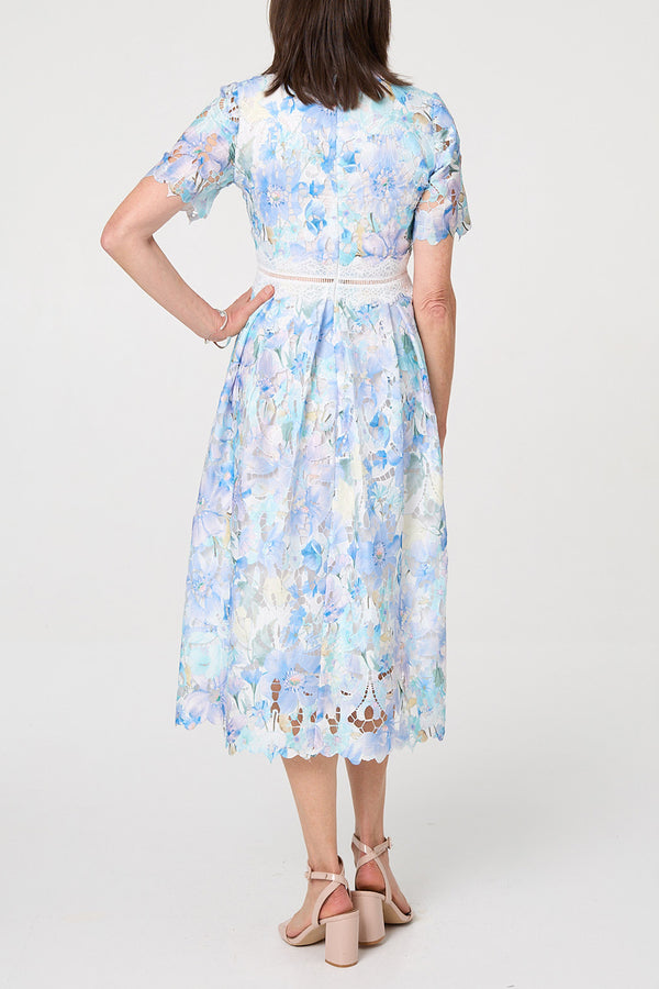 MULTI BLUE / Floral Lace Cut-Out Midi Dress