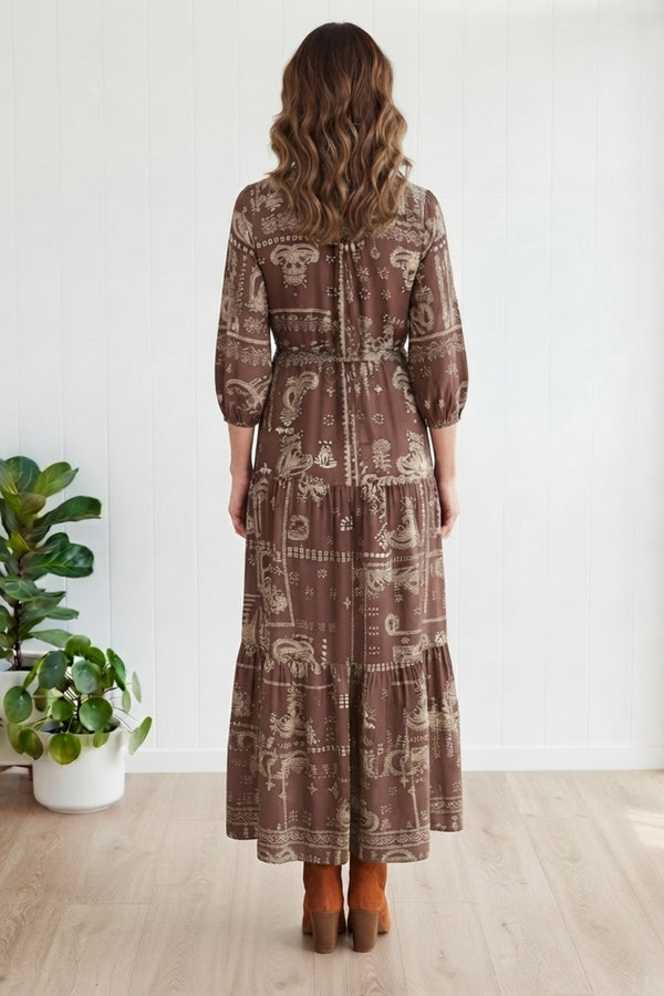 Abstract Relaxed 3/4 Sleeve Maxi Dress| CHOCOLATE