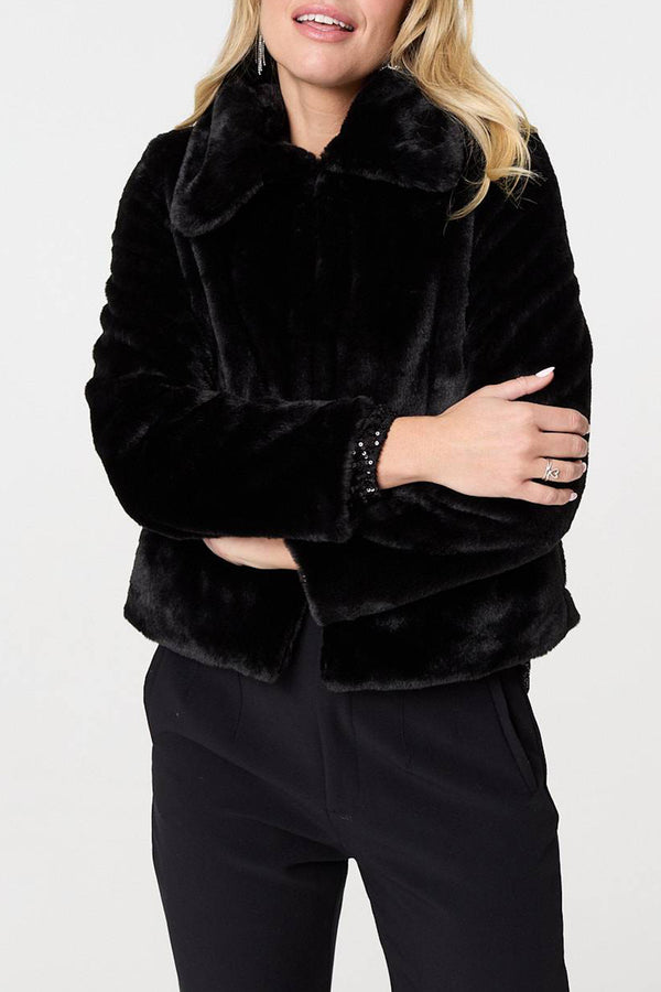 BLACK | Faux Fur Collar Detail Cropped Jacket
