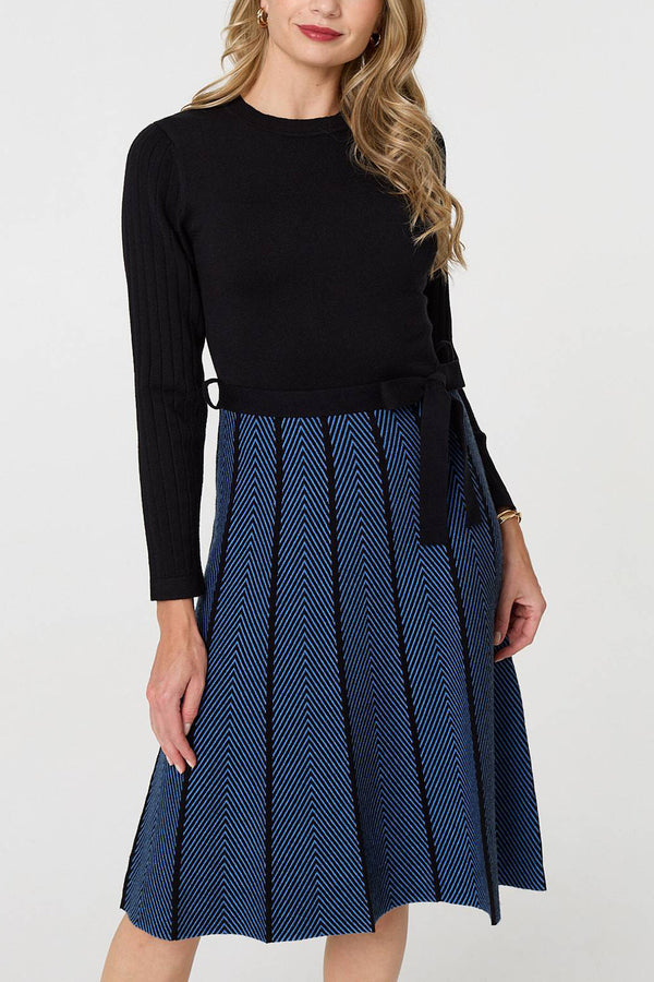 BLUE | Chevron Print Knee Length Jumper Dress