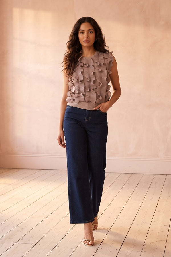 Ruffled Knit Texture Sleeveless Top