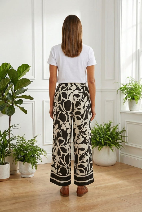 BLACKANDWHITE / Floral High Waist Wide Relaxed Trousers