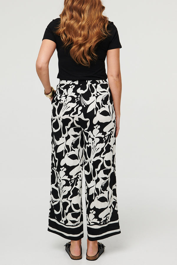 BLACKANDWHITE / Floral High Waist Wide Relaxed Trousers