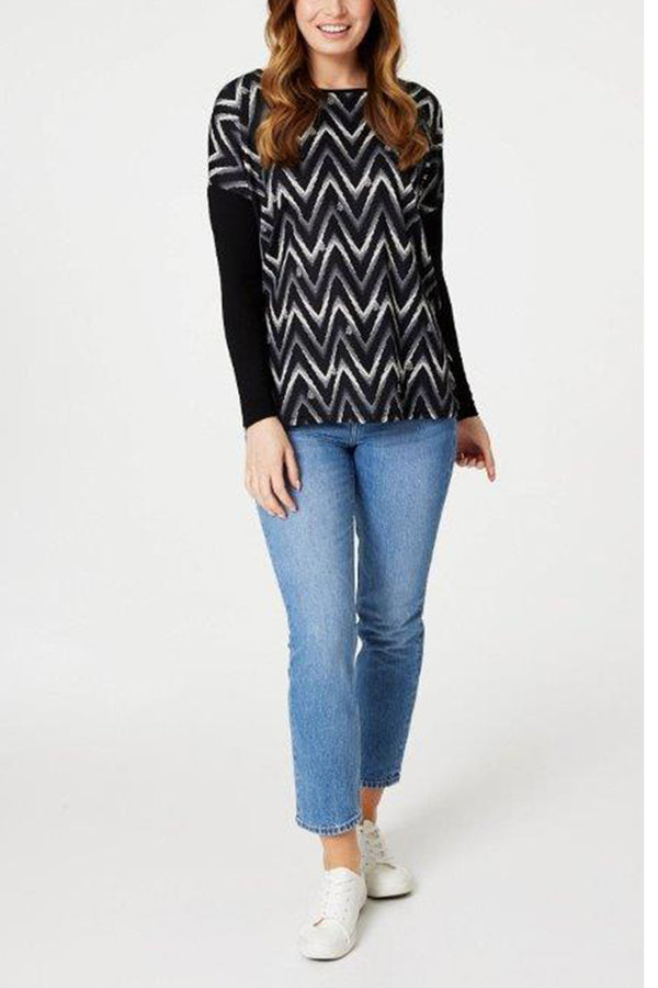 MULTI BLACK | Chevron Print Relaxed Fit Top