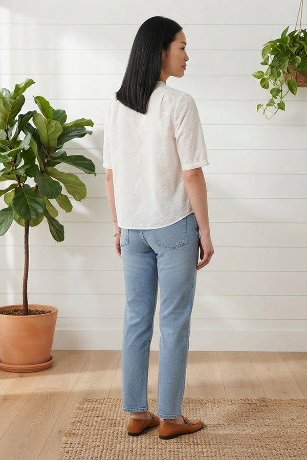 Embroidered Texture 1/2 Sleeve Blouse| WHITE