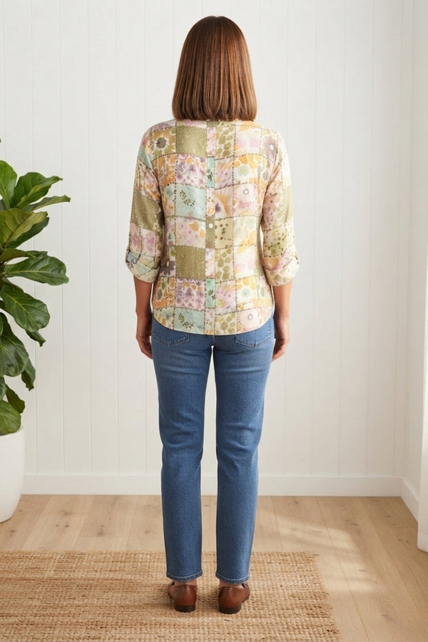 Printed 3/4 Sleeve Relaxed V-Neck Blouse| WHITE