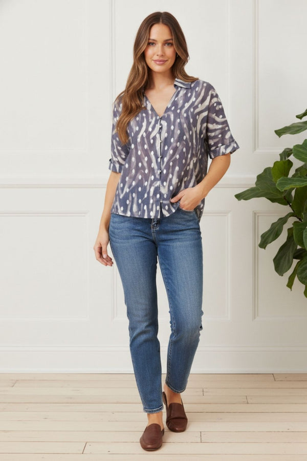 Printed 1/2 Sleeve Relaxed V-Neck Blouse | INDIGO
