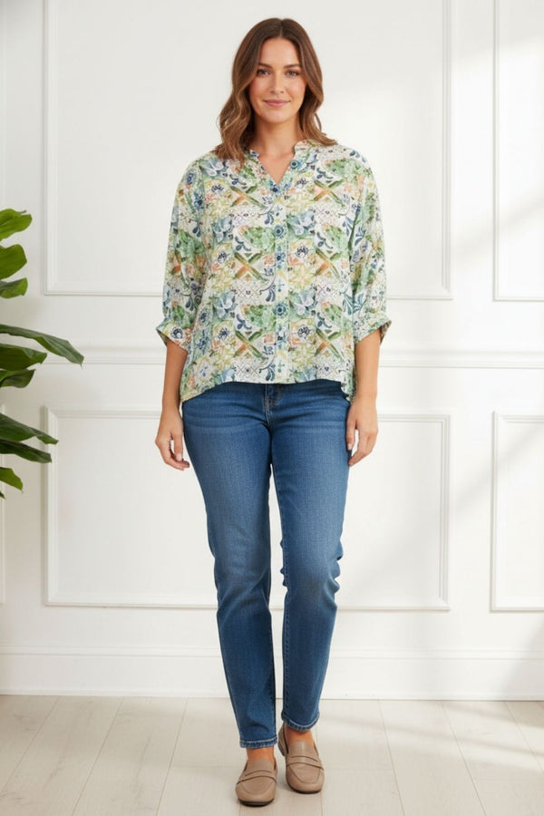 Printed 3/4 Sleeve Button Back Blouse| GREEN