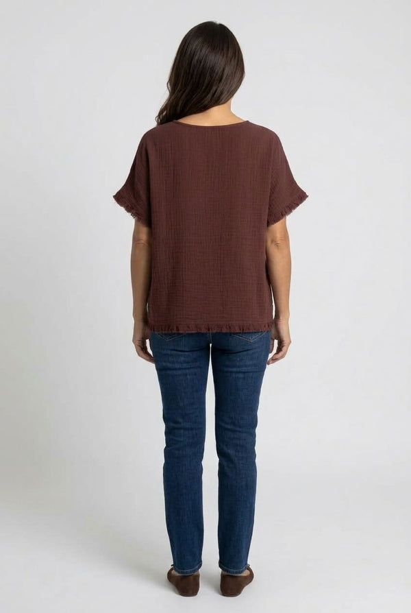 Frayed Hem Short Sleeve Relaxed Top| CHOCOLATE
